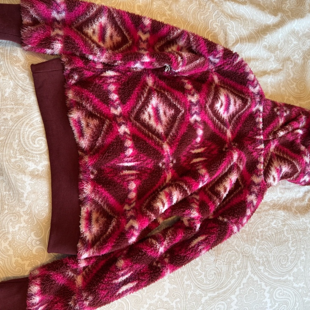 Cozy Pink Patterned Women's Sweater